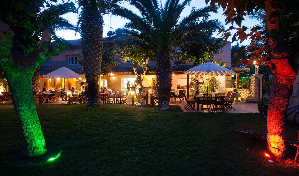 Camping Resort Les Champs Blancs 아그 외부 사진
