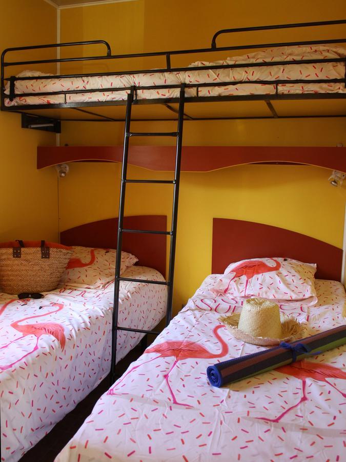 Camping Resort Les Champs Blancs 아그 외부 사진